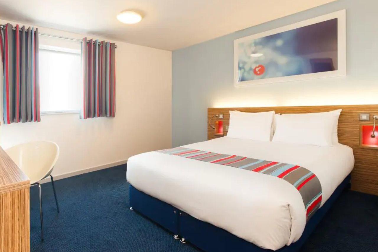 Comfort Hotel Tower Of London Exterior photo