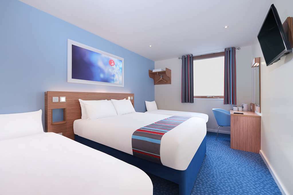 Comfort Hotel Tower Of London Room photo